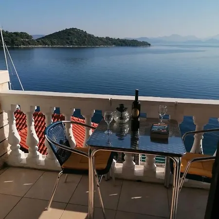 Family Mljet Διαμέρισμα *