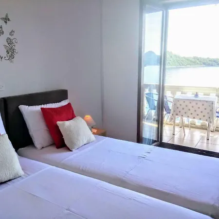 Family Mljet Apartman Sobra